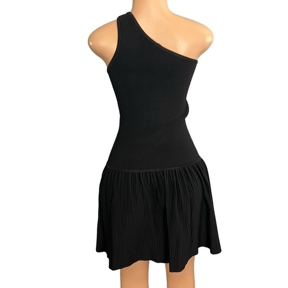 3/$30 🍂 BCBGMAXAZRIA One Shoulder Fit And Flare Dress Ribbed Black - Picture 8 of 11